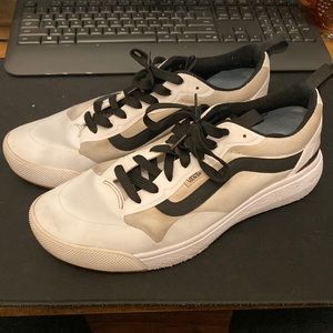 White on white Vans Ultrarange 10.5 / 12 US